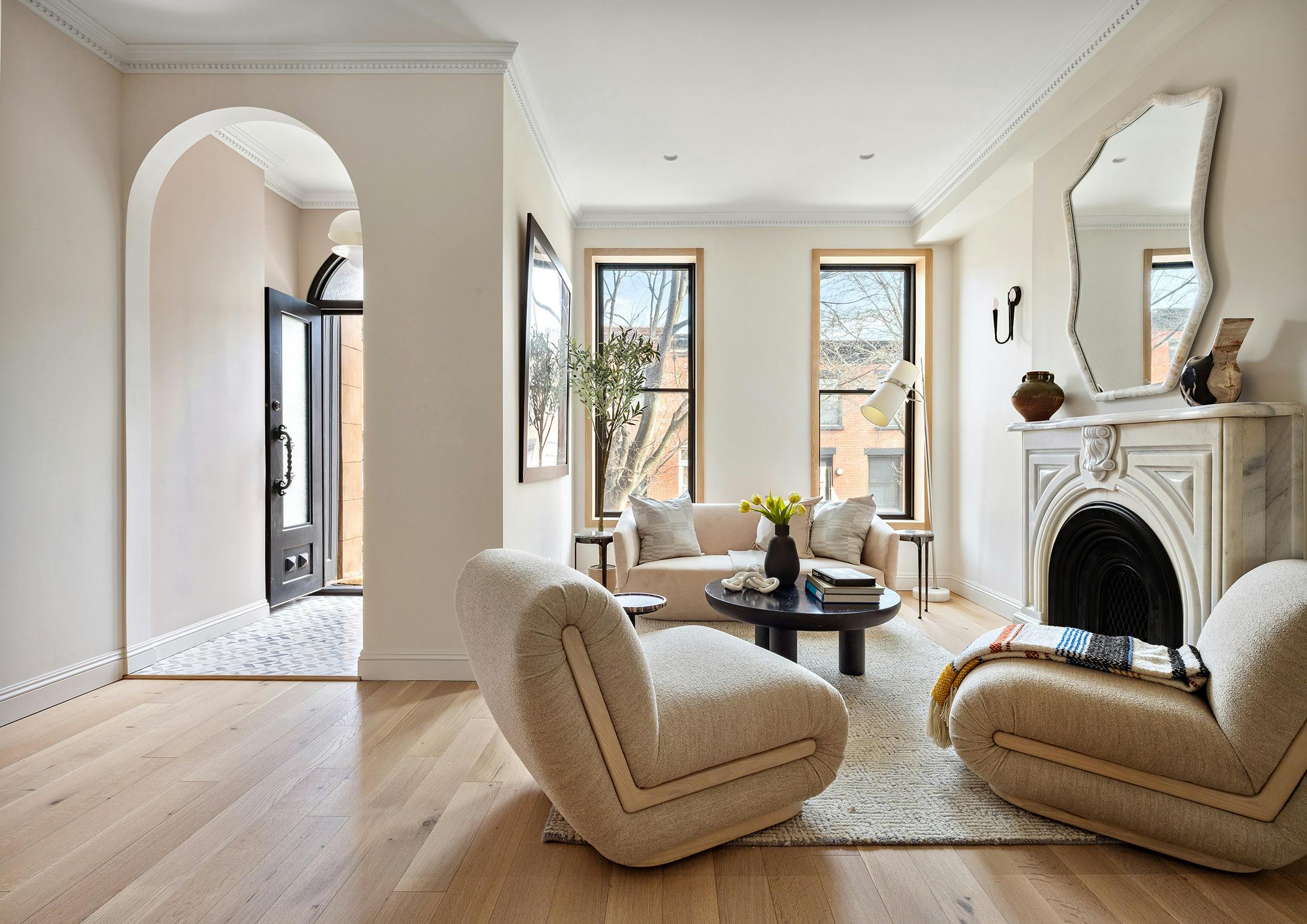 Meridith-Baer-Home-Home-Staging-New-York-Carroll-Gardens-Transitional-Luxury-Homes-Living-Room